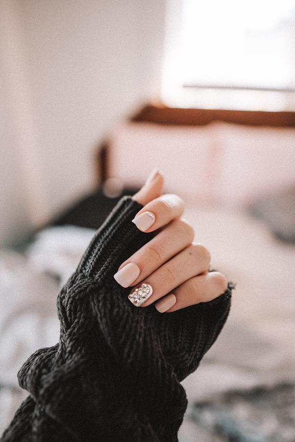 What manicure for square nails? We suggest!