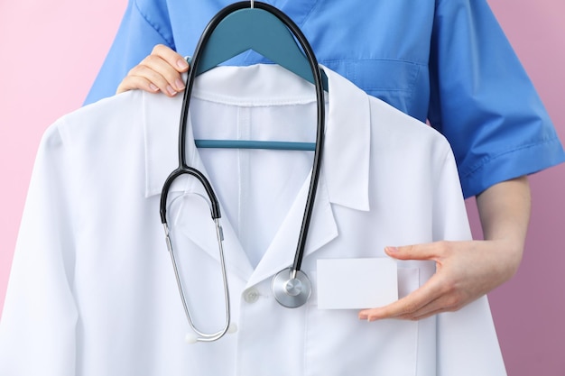 Balancing Style and Functionality in Healthcare Apparel